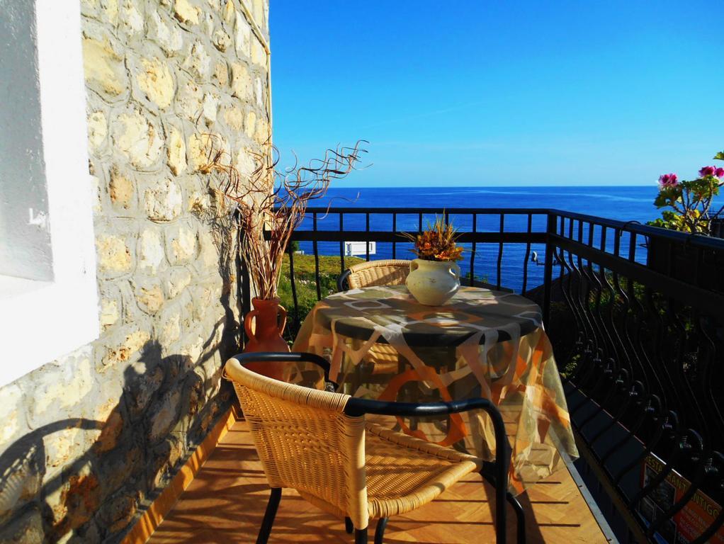 Apartments Zuto Ulcinj Kültér fotó