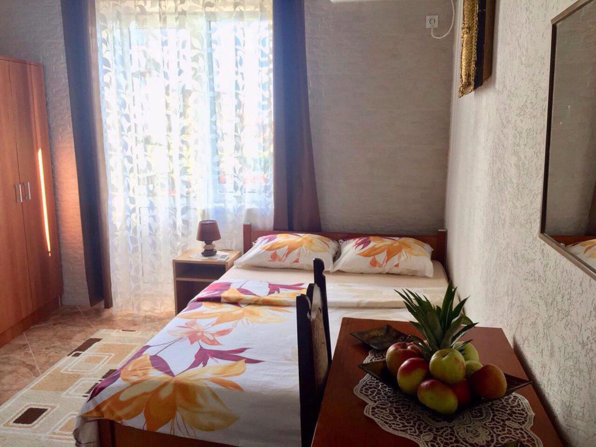 Apartments Zuto Ulcinj Kültér fotó