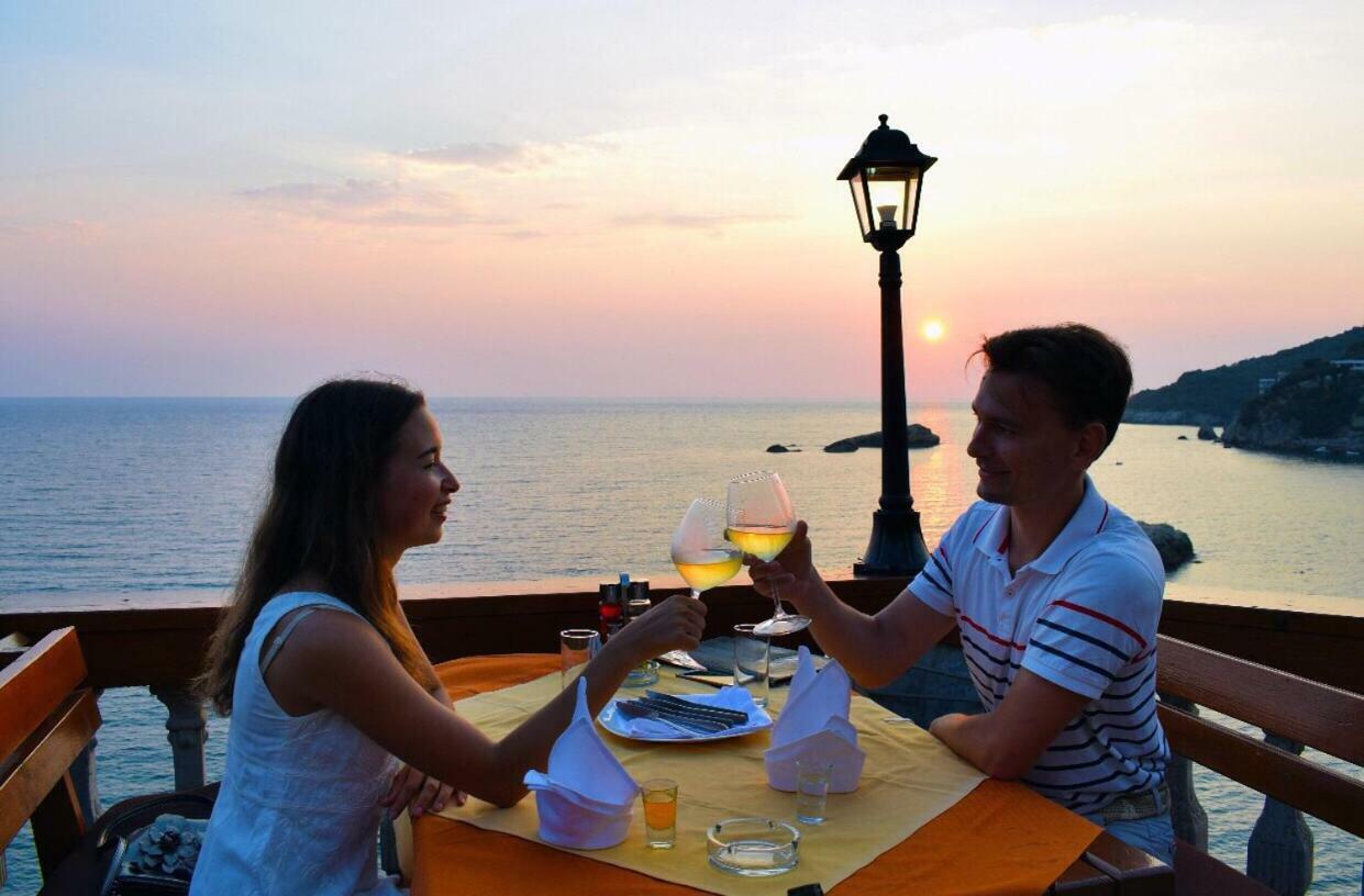 Apartments Zuto Ulcinj Kültér fotó