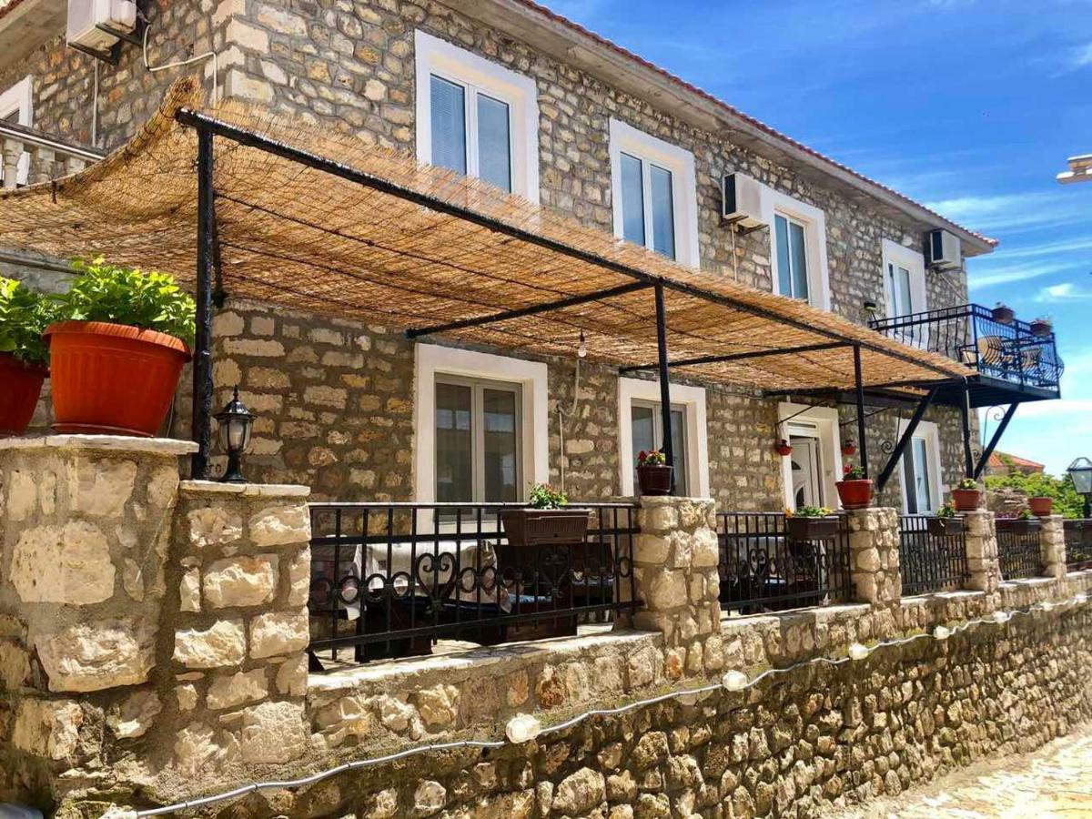 Apartments Zuto Ulcinj Kültér fotó